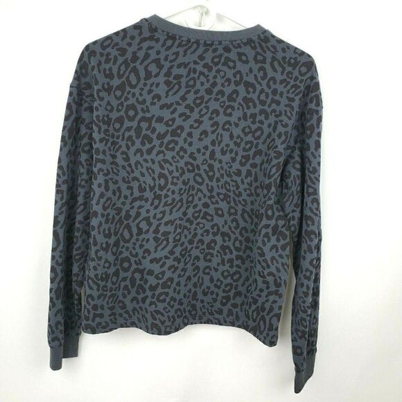Victoria’s Secret Victoria Sport Gray Leopard Print Pullover Sweatshirt sz XS - Picture 3 of 5